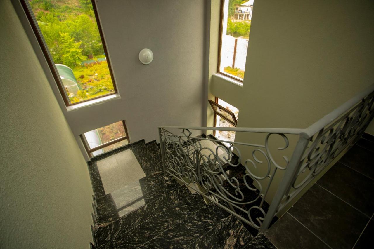 Hotel Pollux Batumi Esterno foto